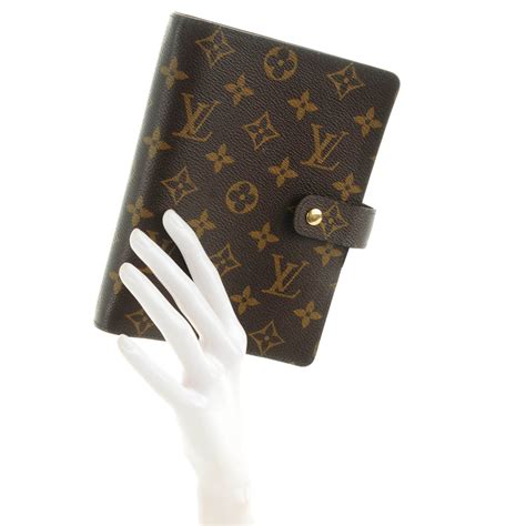 louis vuitton agenda small vs medium|Medium Ring Agenda Cover Epi Leather .